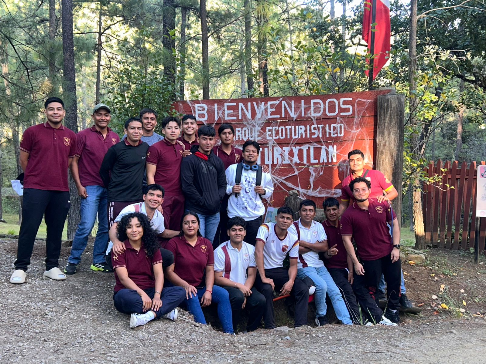 Visita de aprendizaje en contacto con la naturaleza: Centro Ecoturístico, Ixtlán.